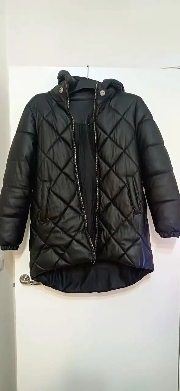 Женская чёрная демисезонная куртка 48 размер - Верхняя одежда (Одежда) в Люберцы