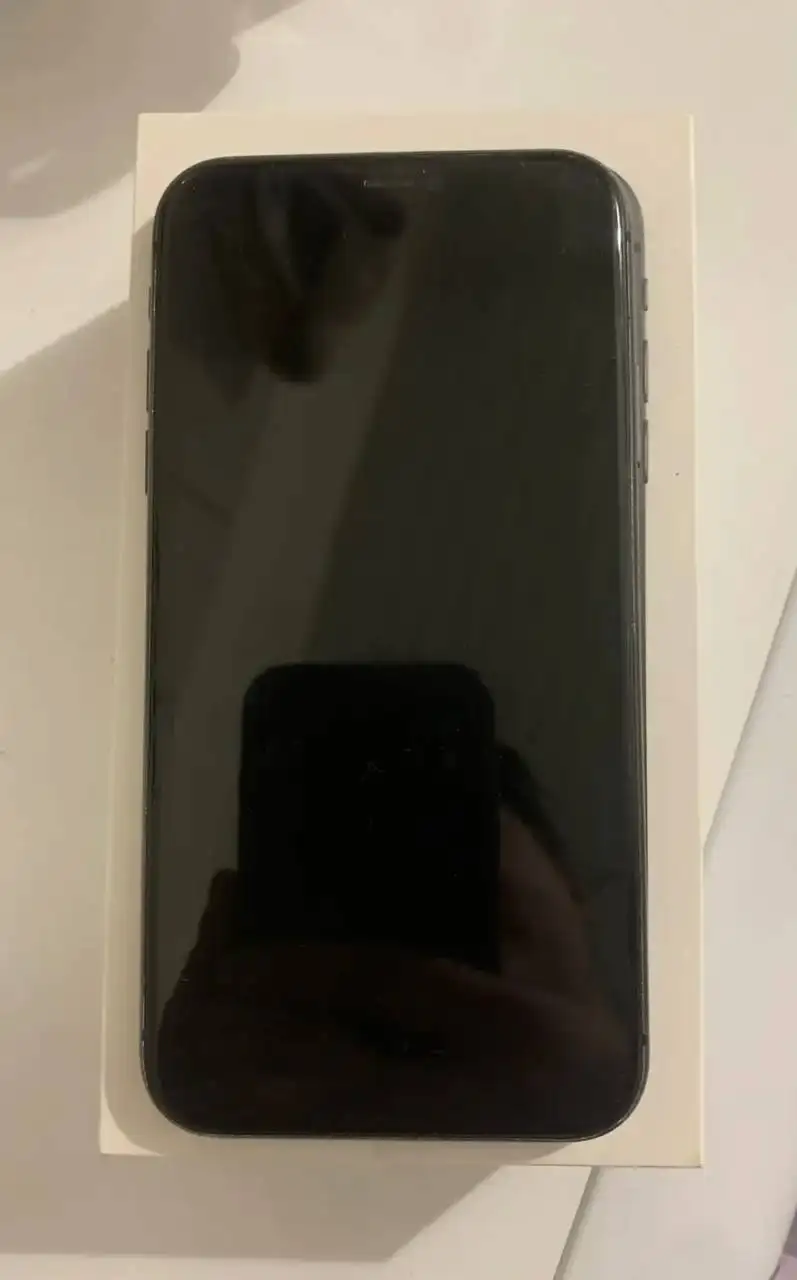 iPhone 11 64GB с оригинальной комплектацией - Смартфоны (Электроника) в Люберцы