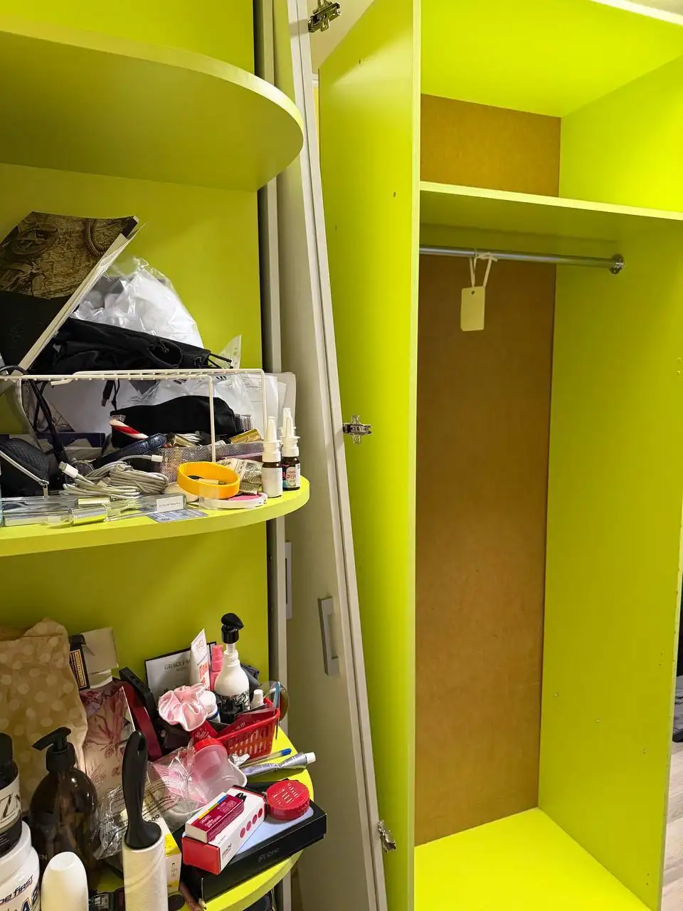 Продажа шкафа в хорошем состоянии - Мебель (Для дома и дачи) в Люберцы