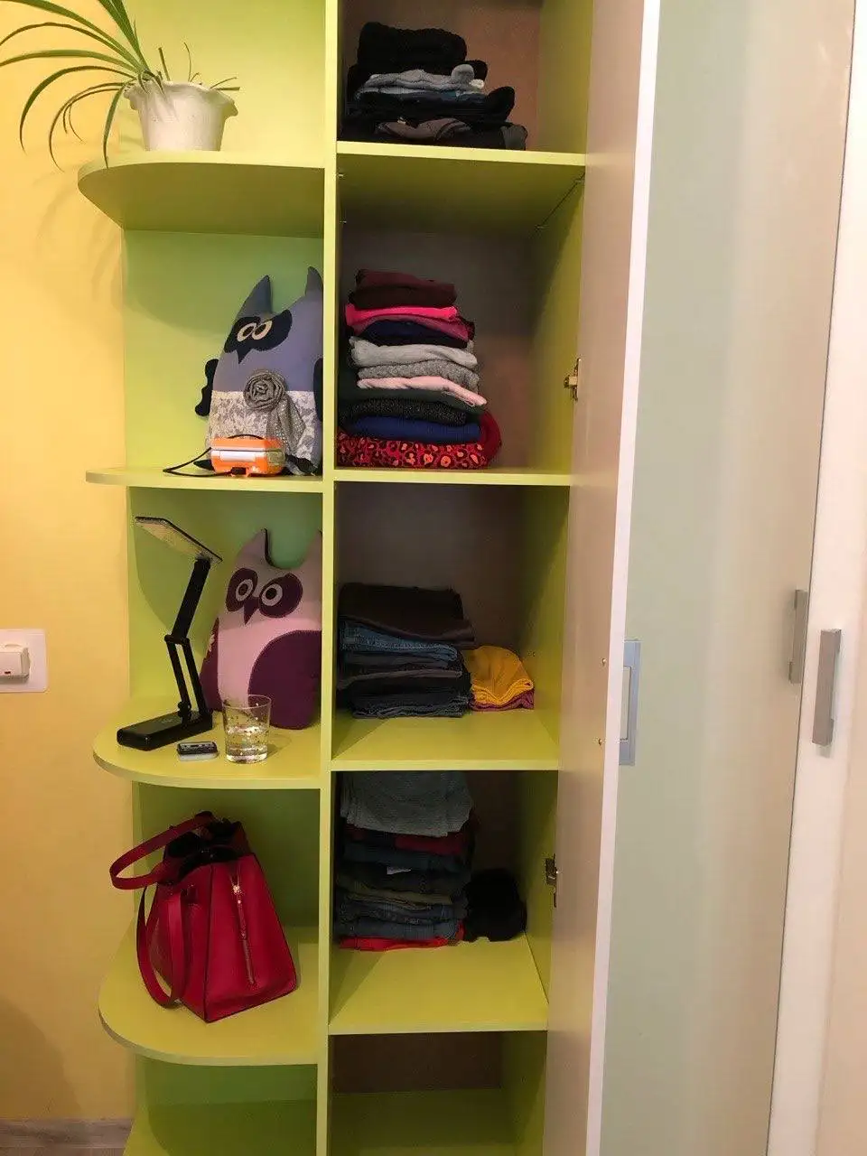 Продажа шкафа в хорошем состоянии - Мебель (Для дома и дачи) в Люберцы