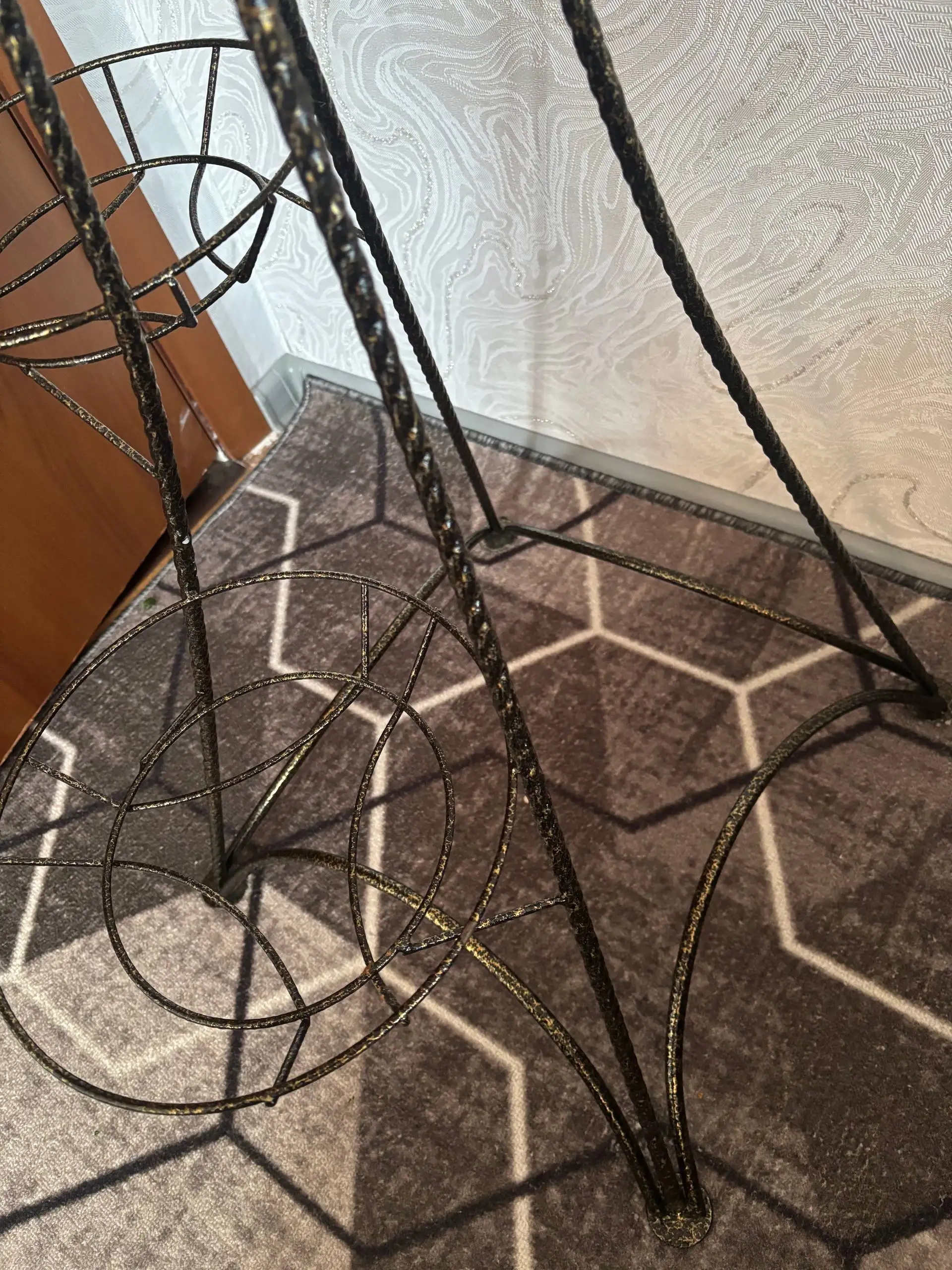 Подставка под комнатные растения (витая труба) - Для дома и дачи в Люберцы