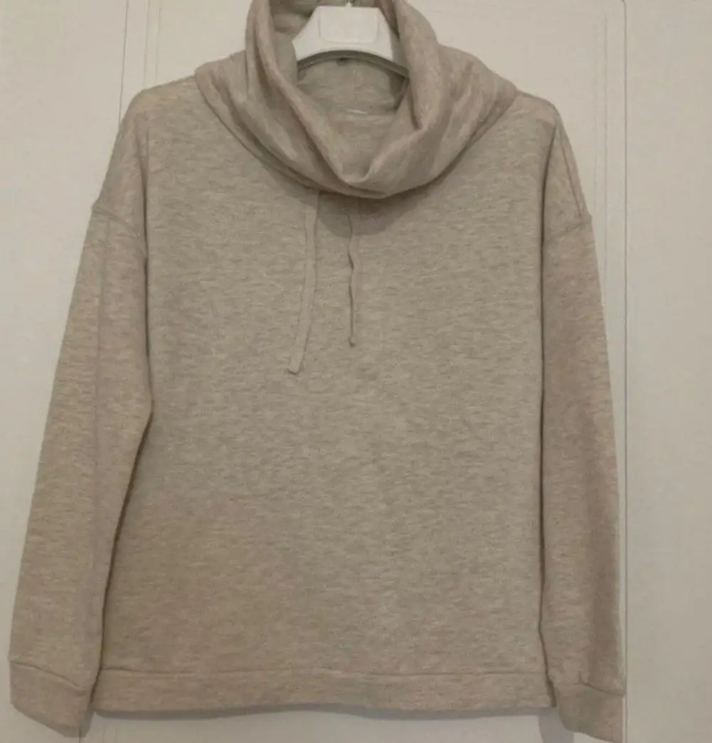 Продажа одежды: плащ, ветровка, свитшот - Верхняя одежда (Одежда) в Люберцы