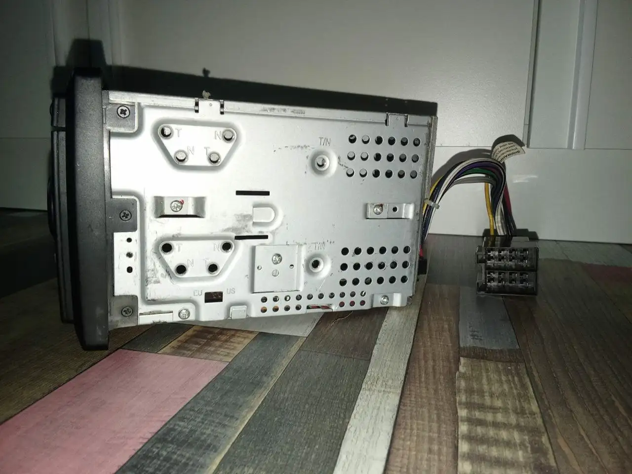 Продам магнитолу с поврежденным экраном - Автомагнитолы (Электроника) в Некрасовка