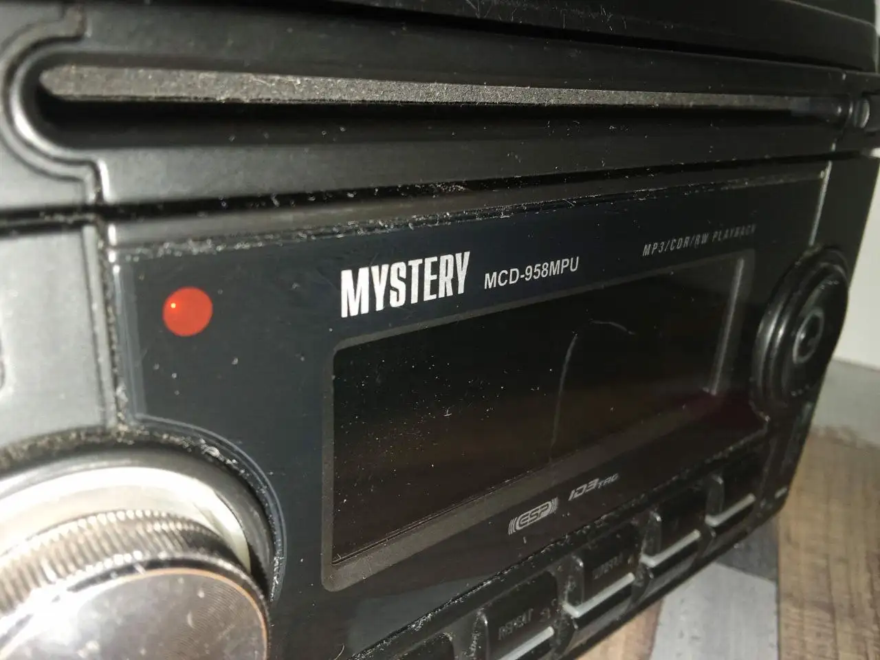 Продам магнитолу с поврежденным экраном - Автомагнитолы (Электроника) в Некрасовка