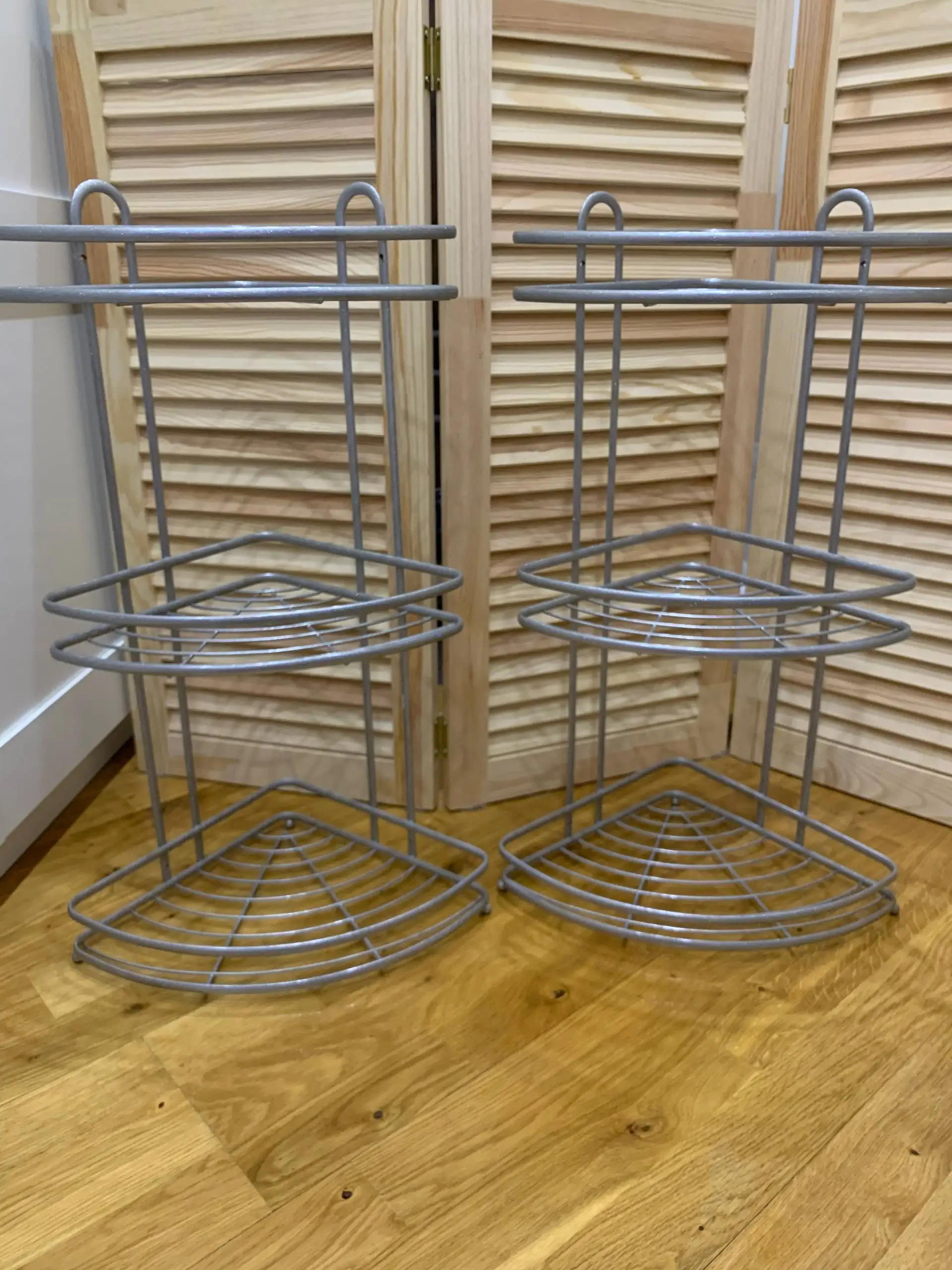 Угловые полки для шампуней - Барахолка в Некрасовка