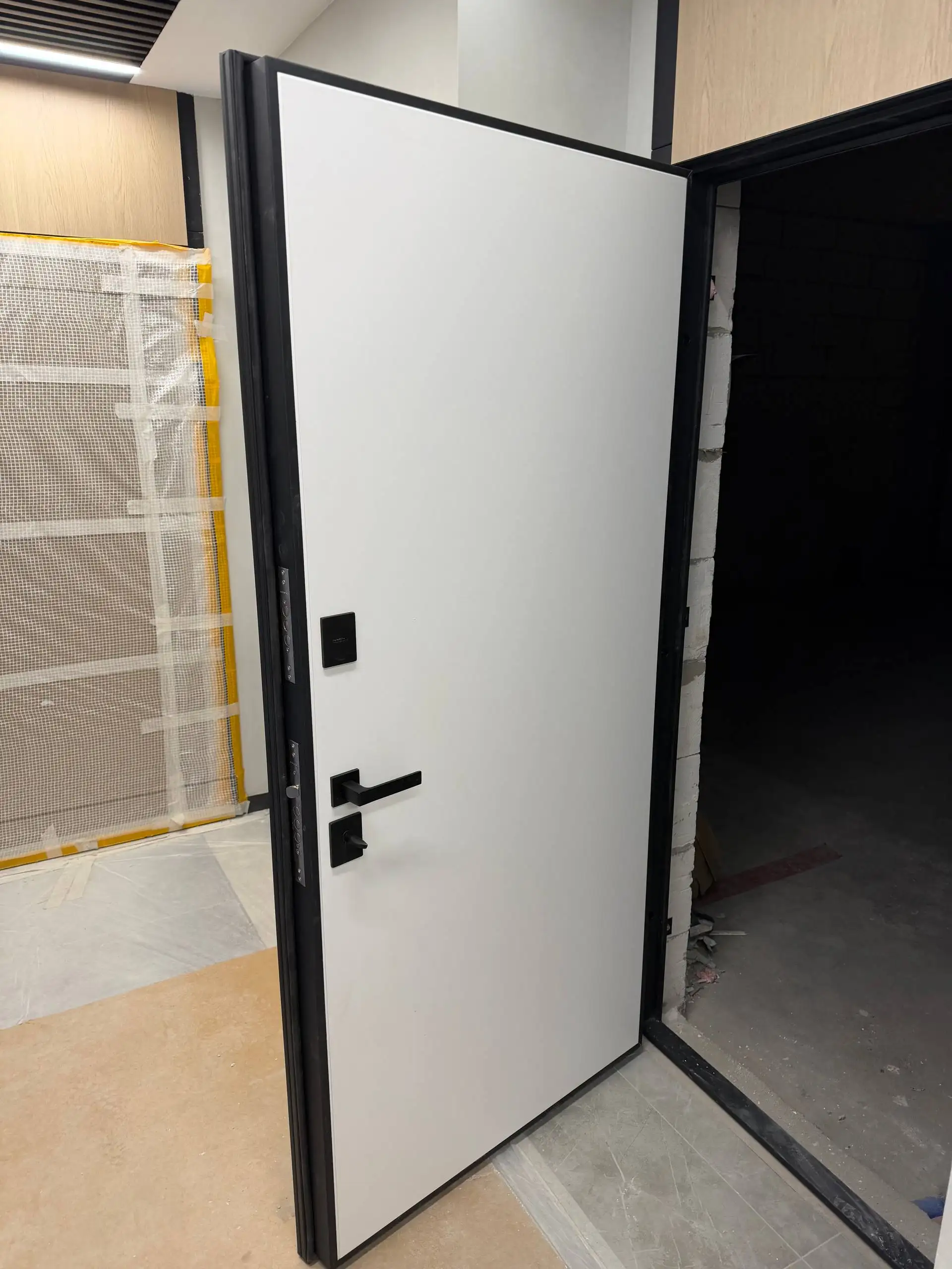 Продажа входной двери с левым открыванием - Двери (Для дома и дачи) в Люберцы