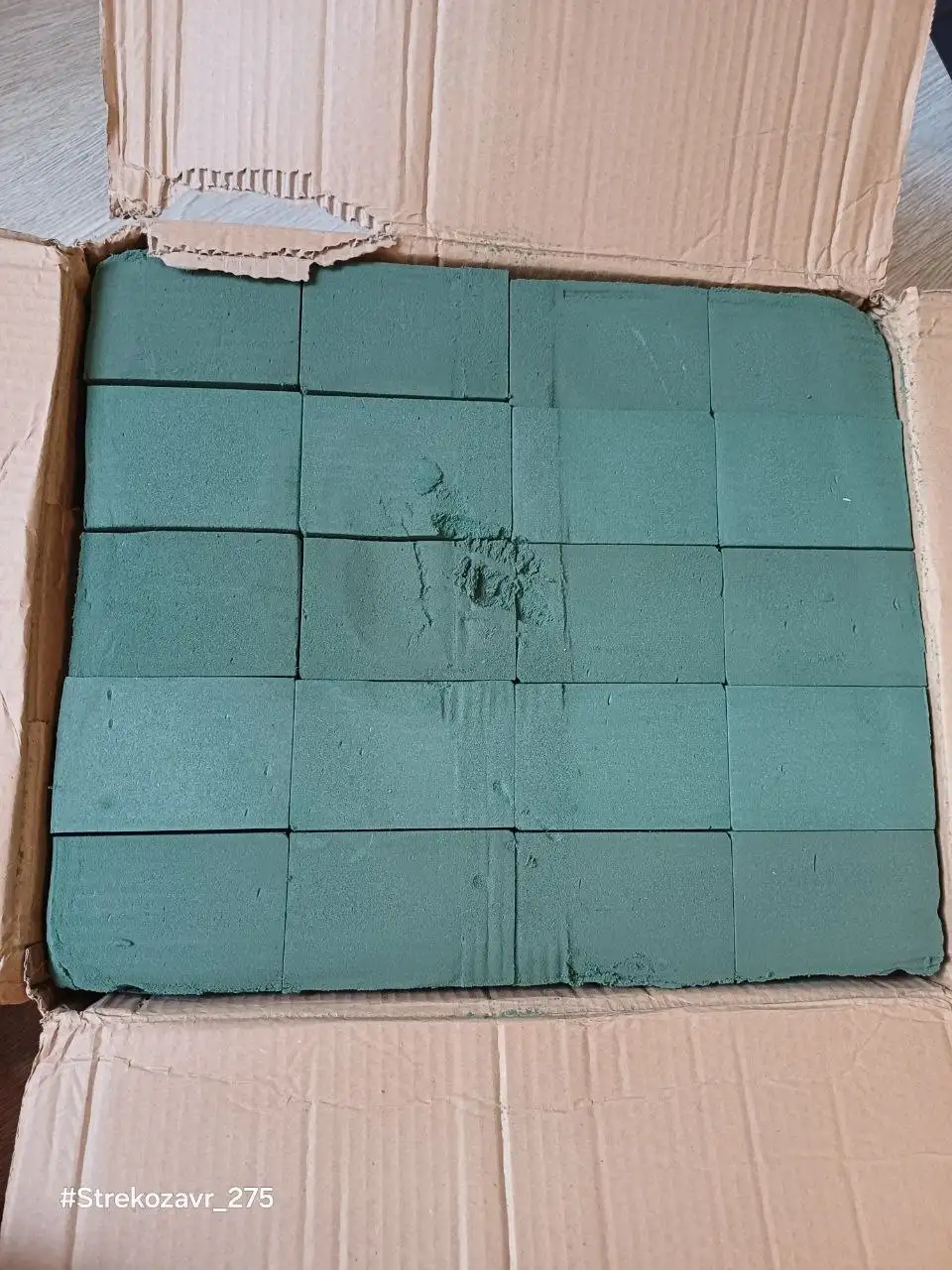 Коробка флористических губок с дефектами - Барахолка в Люберцы