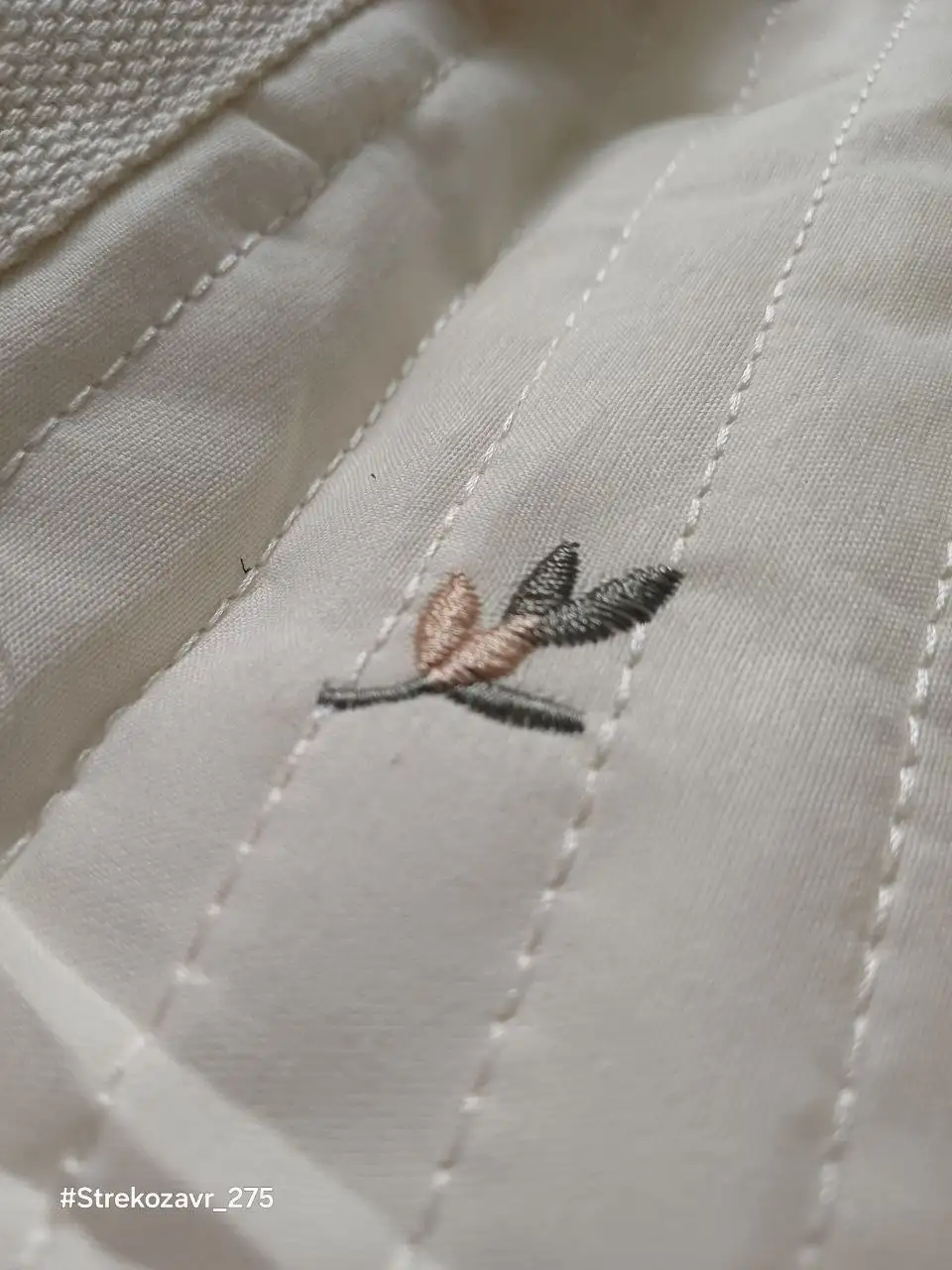 Новая легкая стеганая сумка с вышивкой - Сумки (Одежда) в Люберцы