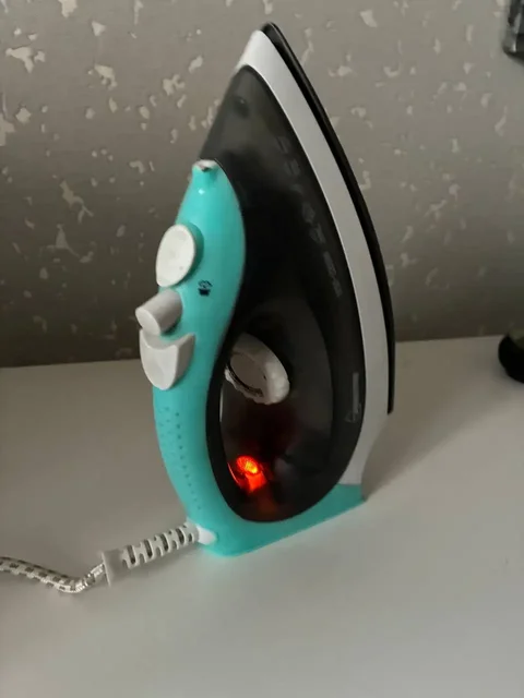 Бесплатный рабочий утюг - Люстры в Люберцы