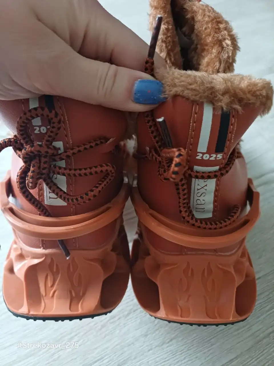 Продажа зимних мужских сноубутсов - Обувь (Одежда) в Люберцы