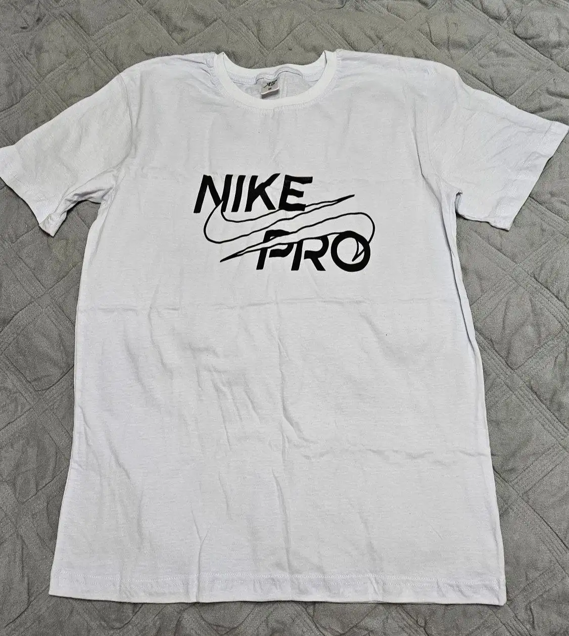 Футболка из натурального хлопка, размер М - Футболки (Одежда) в Люберцы