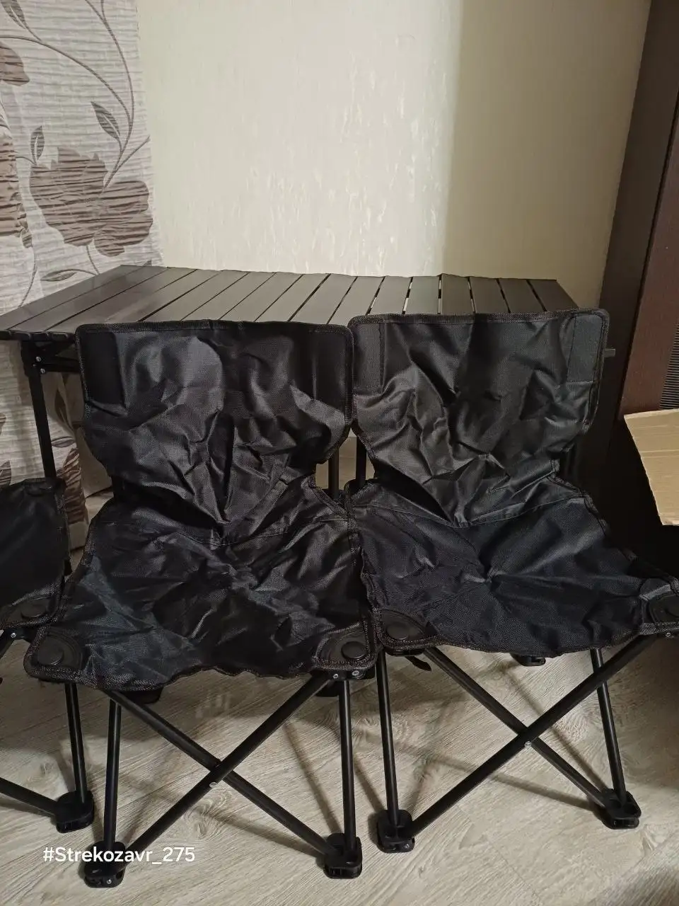 Туристический комплект: стол с 4 стульями - Туристическое снаряжение (Хобби и отдых) в Люберцы