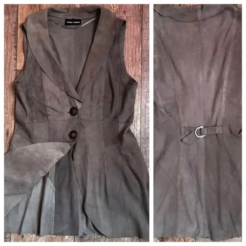 Женская кожаная жилетка размер 42 - Свитера в Москва