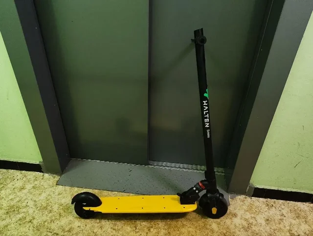 Электросамокат с запасом хода 16 км - Планшеты в Люберцы