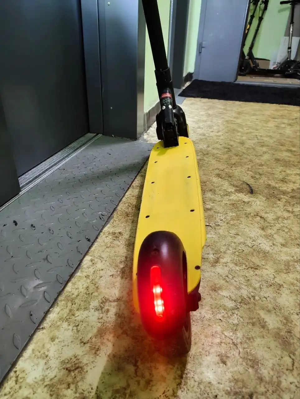 Электросамокат с запасом хода 16 км - Электросамокаты (Электроника) в Люберцы