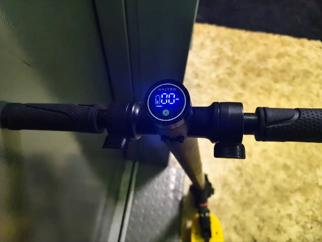 Электросамокат с запасом хода 16 км - Электросамокаты (Электроника) в Люберцы