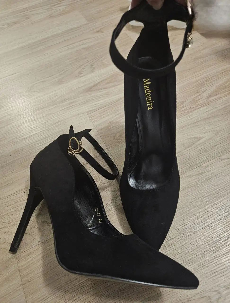 Продажа обуви из-за изменения размера ноги - Обувь (Одежда) в Люберцы