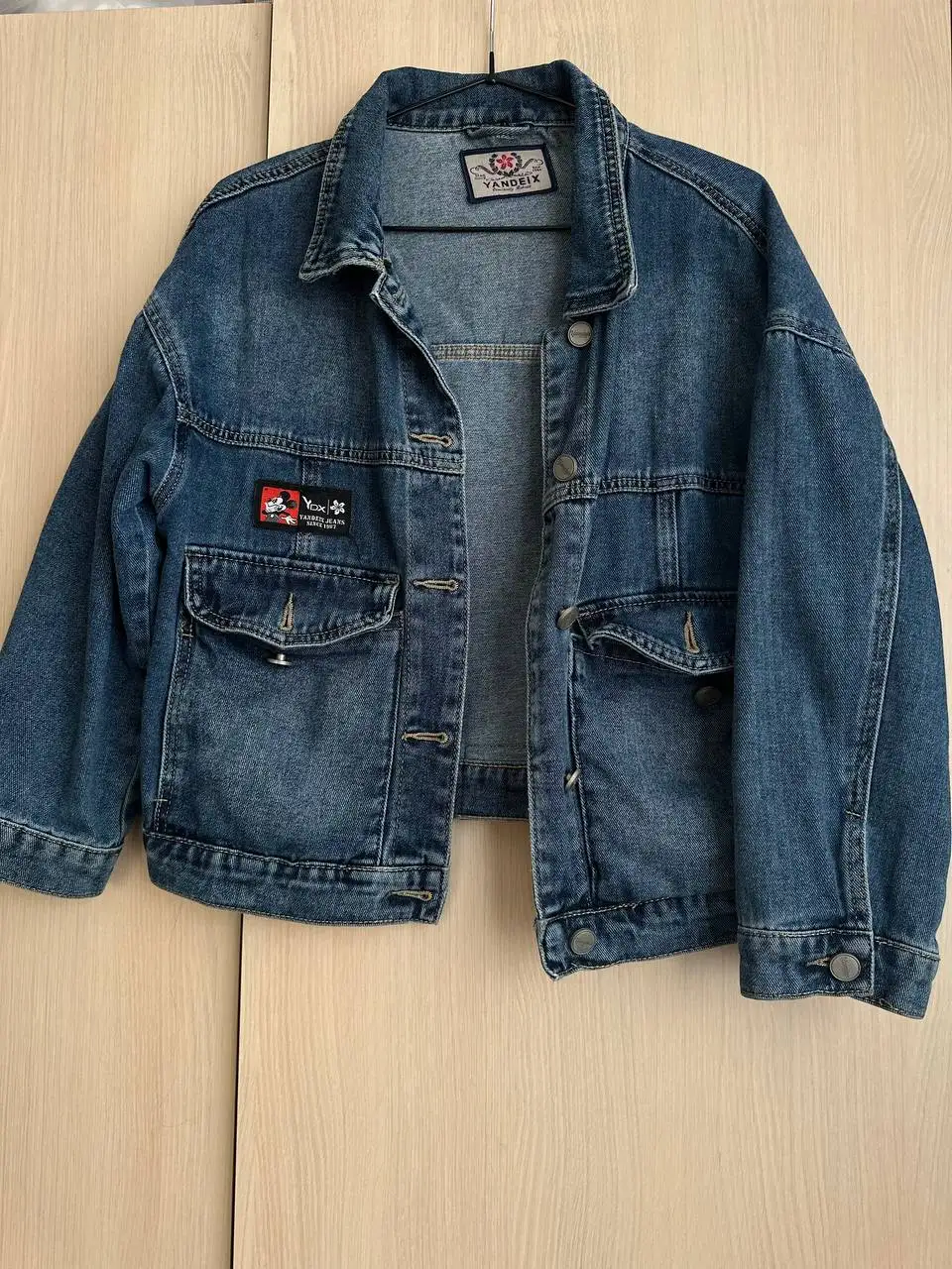 Продажа одежды и обуви: джинсы, свитер, топ, платье, кроссовки, куртка - Одежда в Люберцы