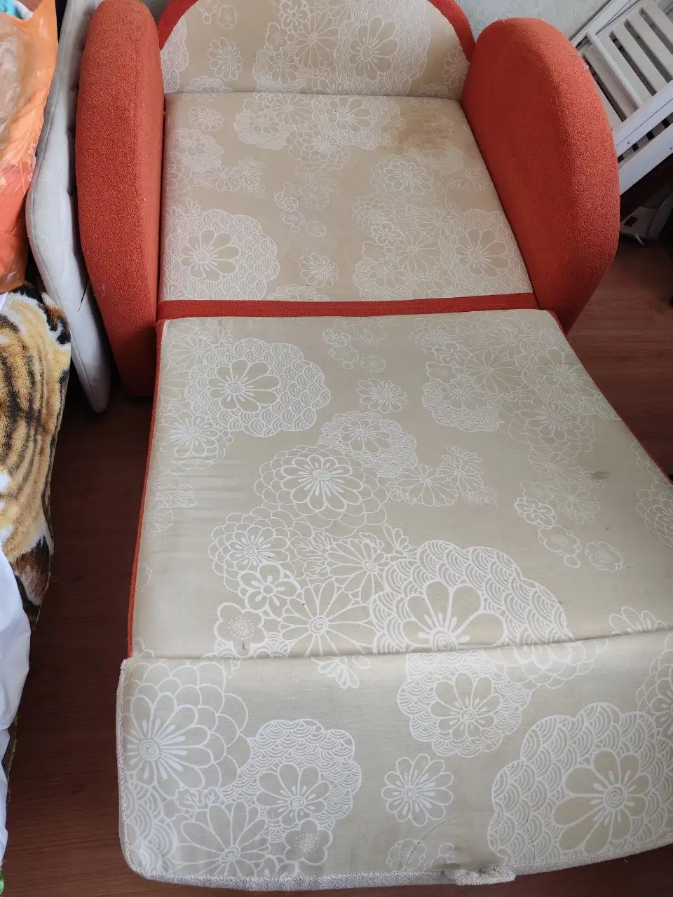 Кресло-кот раскладное с незначительными следами - Барахолка в Люберцы