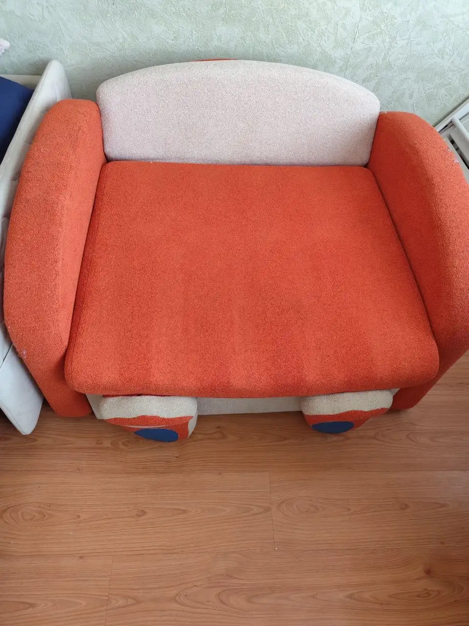 Кресло-кот раскладное с незначительными следами - Барахолка в Люберцы