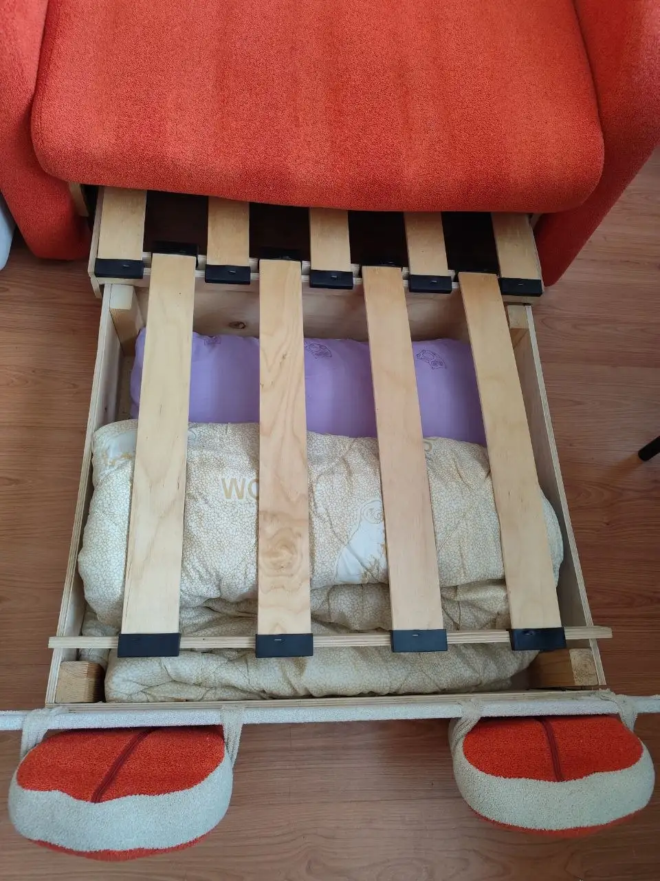 Кресло-кот раскладное с незначительными следами - Барахолка в Люберцы