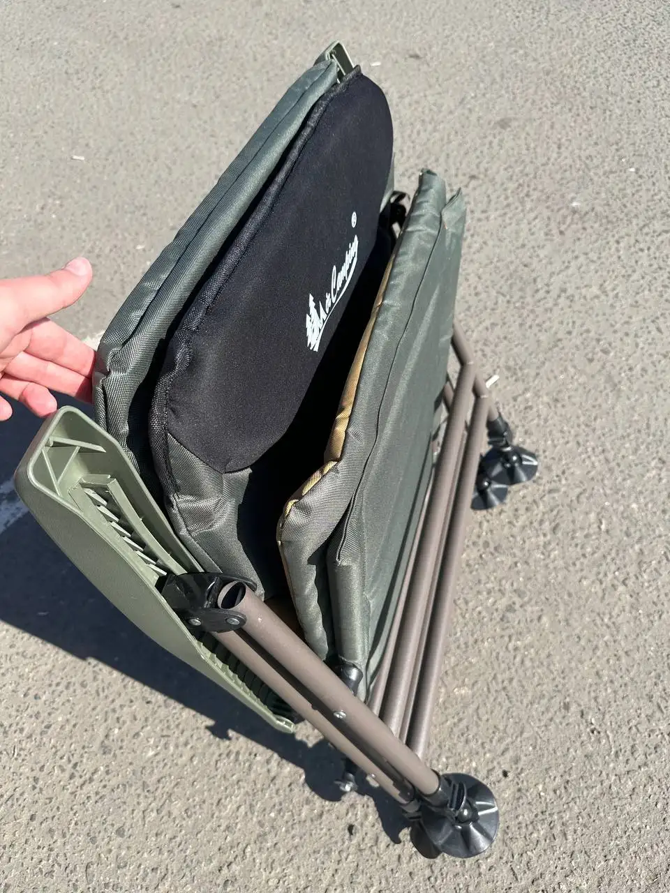 Складное кресло с регулируемой спинкой и ножками - Мебель (Барахолка) в Люберцы