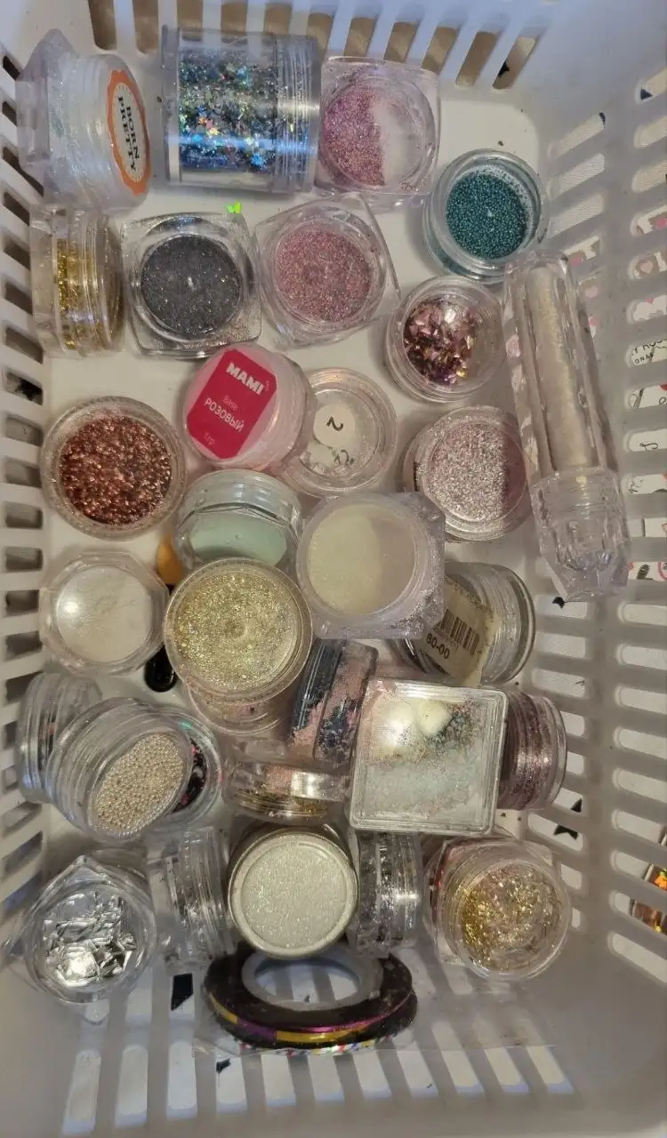 Все для маникюра со столом - Маникюрное оборудование (Барахолка) в Люберцы