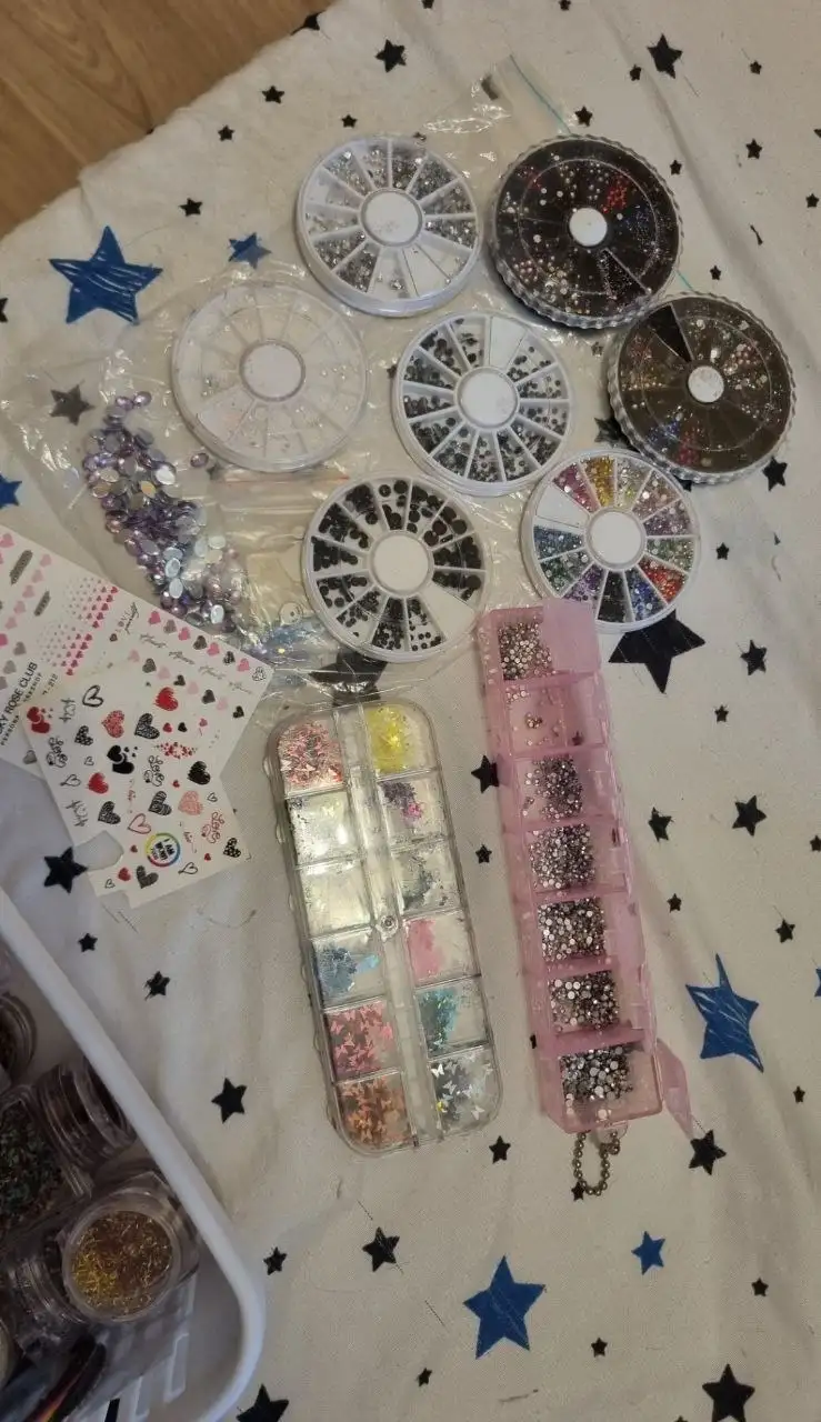 Все для маникюра со столом - Маникюрное оборудование (Барахолка) в Люберцы