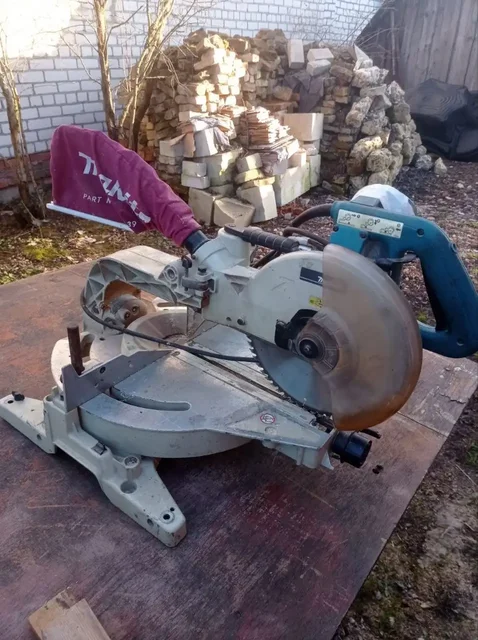 Торцовая пила Makita 1013 на запчасти - Коврики в Люберцы