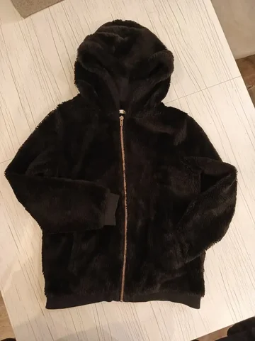 Куртка меховая для девочки 146-152 - Свадебные платья в Люберцы