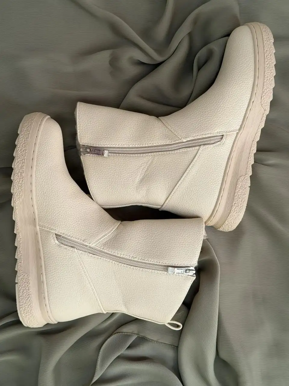 Новые зимние сапоги размер 37 - Обувь (Одежда) в Люберцы