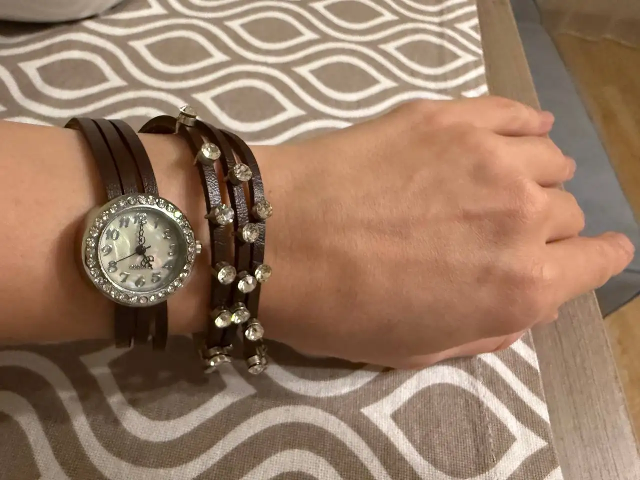 Часы рабочие с новой батарейкой - Часы (Барахолка) в Люберцы