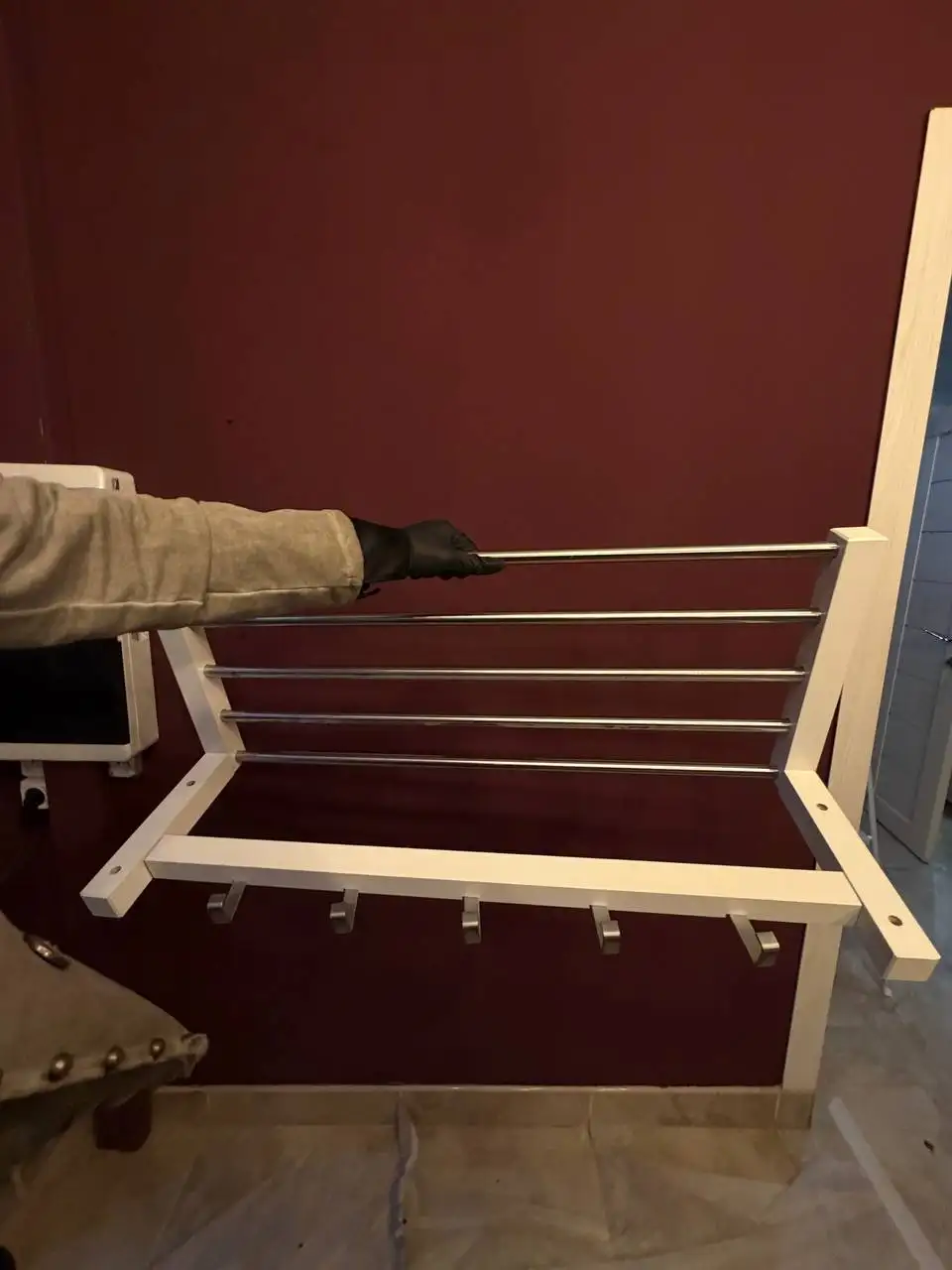 Открытая полка и металлическая вешалка с полкой - Барахолка в Некрасовка