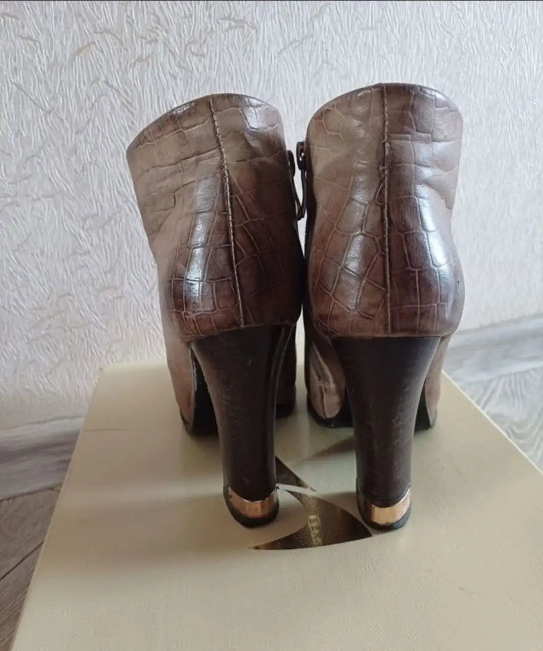 Продам женские ботинки из натуральной кожи 37 размер - Обувь (Одежда) в Люберцы