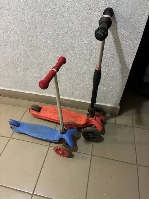 Отдам два самоката - Украшения в Люберцы