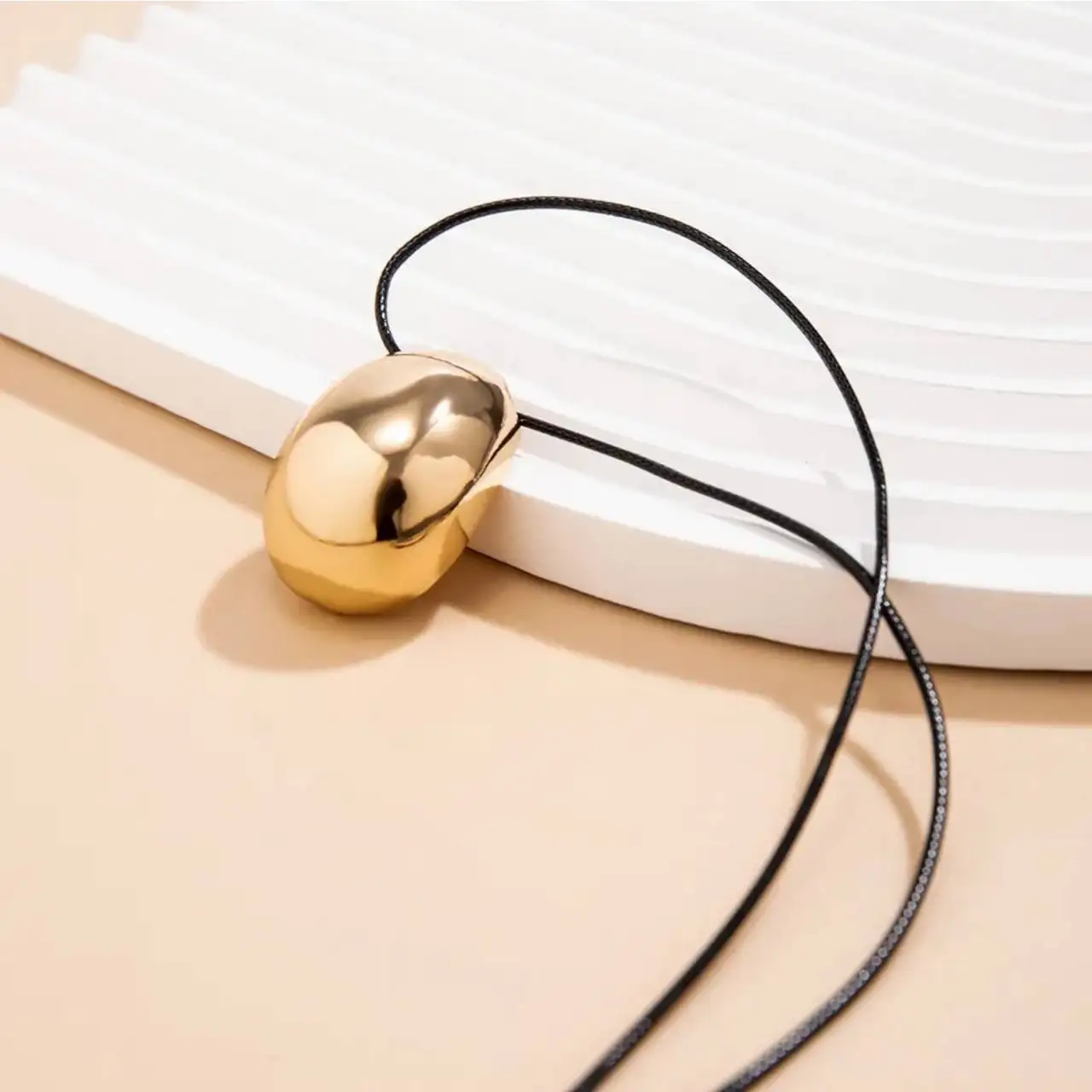 Продажа косметики и бижутерии - Барахолка в Люберцы