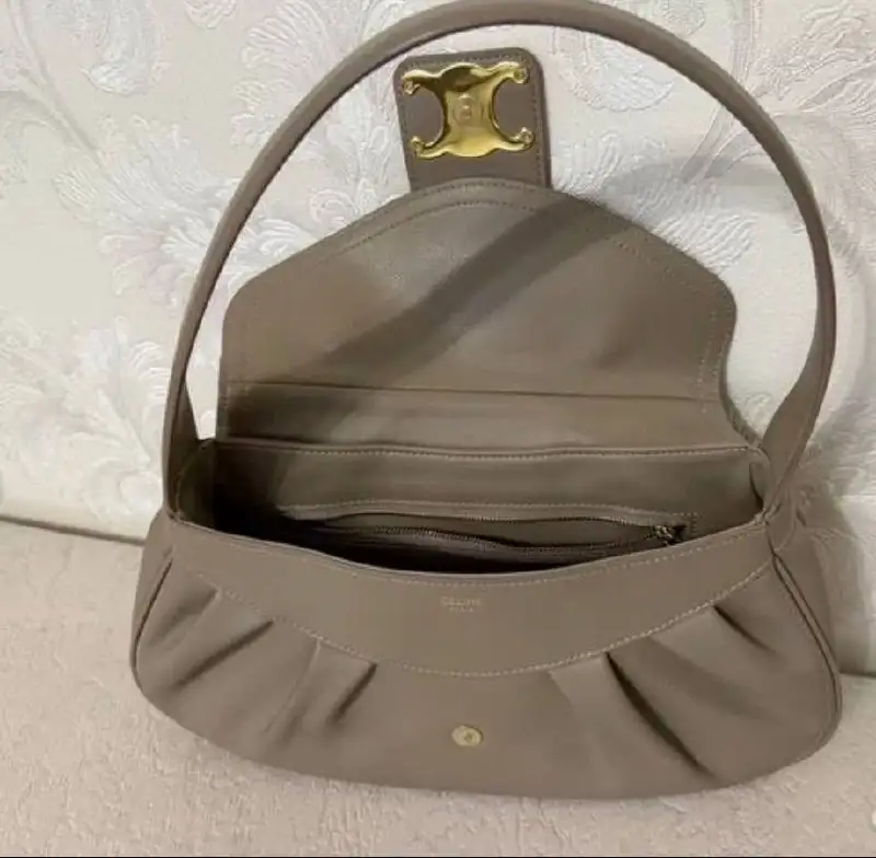 Сумка женская бежевого цвета - Аксессуары (Одежда) в Некрасовка