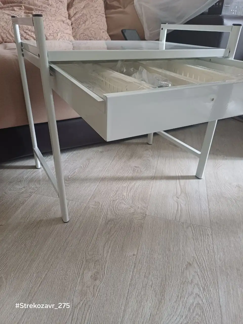 Продам металлический раскладной столик-тумбу - Столики и тумбы (Для дома и дачи) в Люберцы