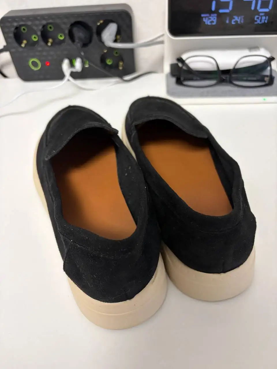 Лоферы и кроссовки 37 размера - Обувь (Одежда) в Люберцы