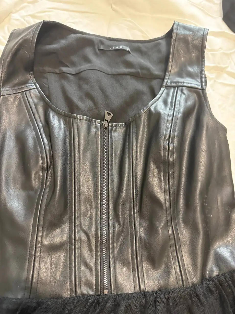 Продаю платья - Платья (Одежда) в Москва