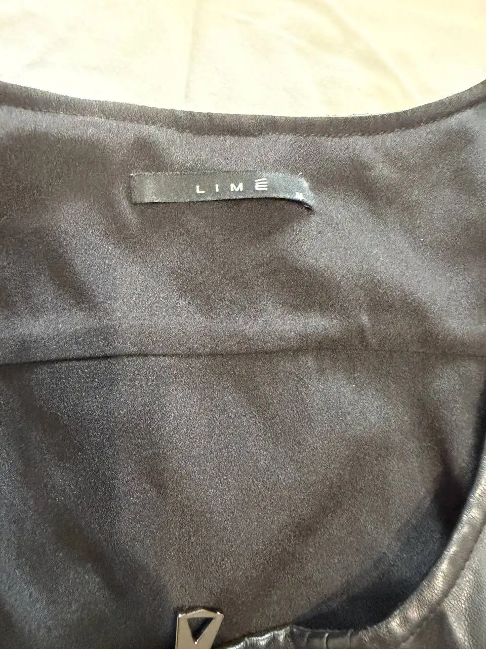 Продаю платья - Платья (Одежда) в Москва