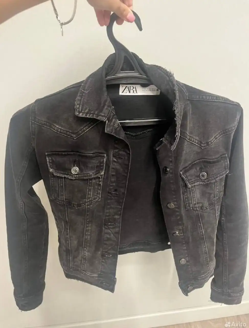 Джинсовая куртка ZARA XS - Верхняя одежда (Одежда) в Люберцы