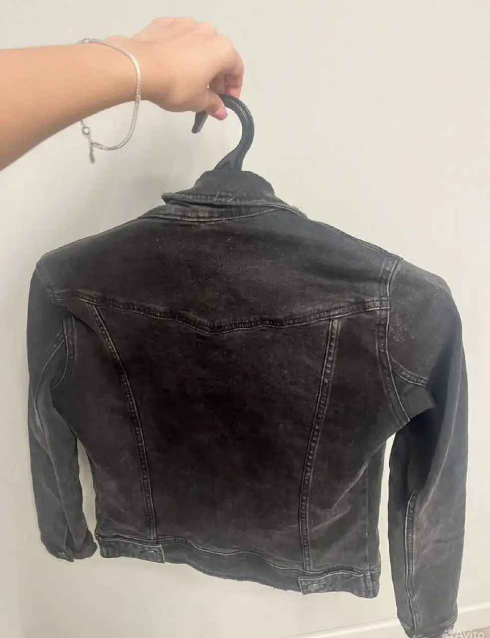 Джинсовая куртка ZARA XS - Верхняя одежда (Одежда) в Люберцы