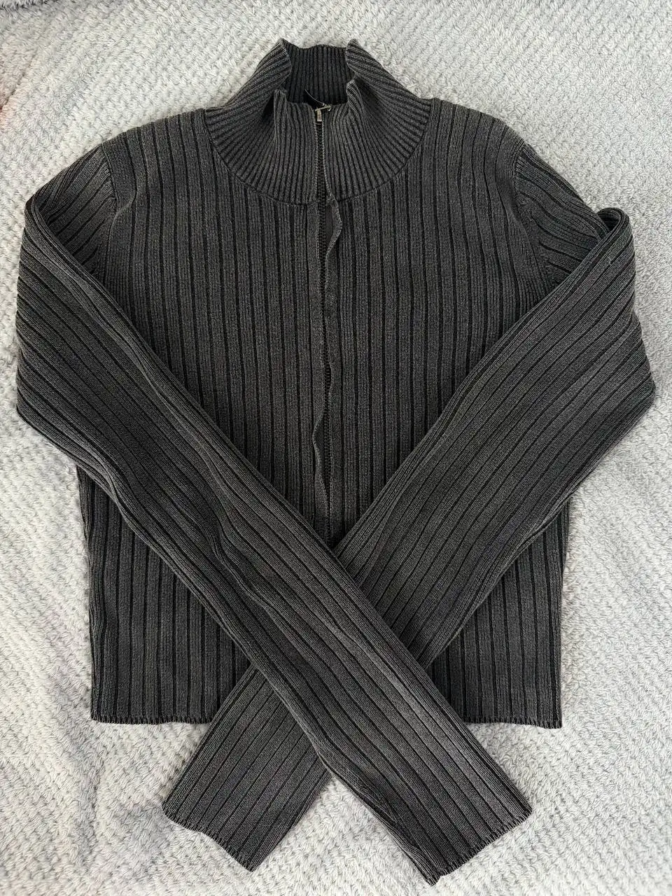 Продажа одежды XS (кардиган, джинсы, платья) - Одежда в Некрасовка