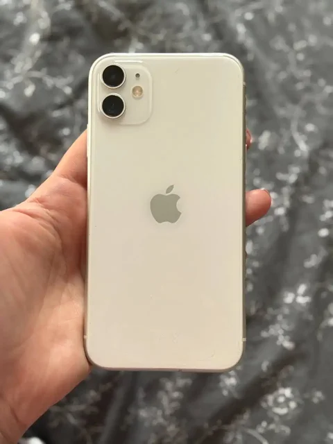 iPhone 11 128GB - Электроника в Некрасовка