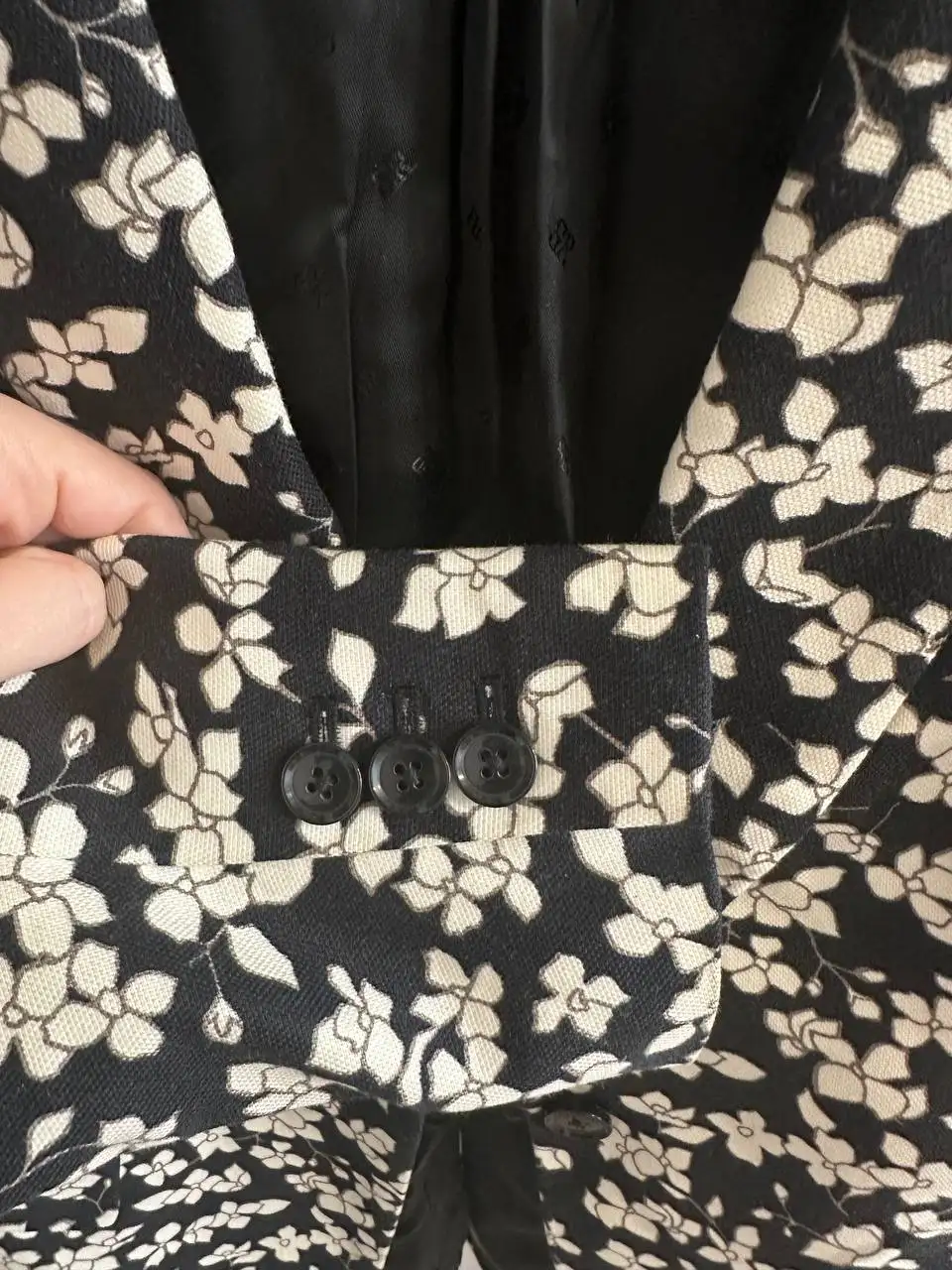 Продам женский пиджак Banana Republic - Женская одежда (Одежда) в Некрасовка