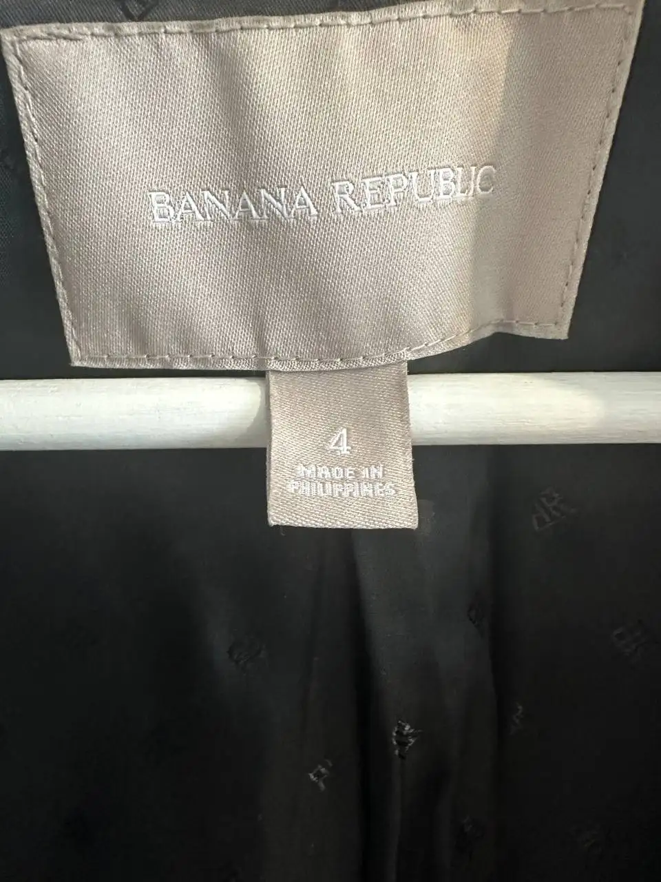 Продам женский пиджак Banana Republic - Женская одежда (Одежда) в Некрасовка