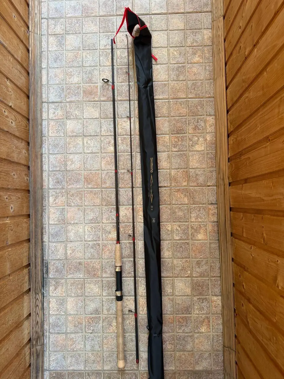 Продам спиннинг Shimano katana BX XT 240 - Рыбалка (Хобби и отдых) в Москва