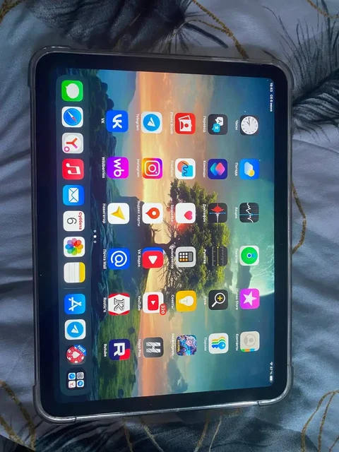 iPad 2022 256GB - Кронштейны для ТВ в Люберцы