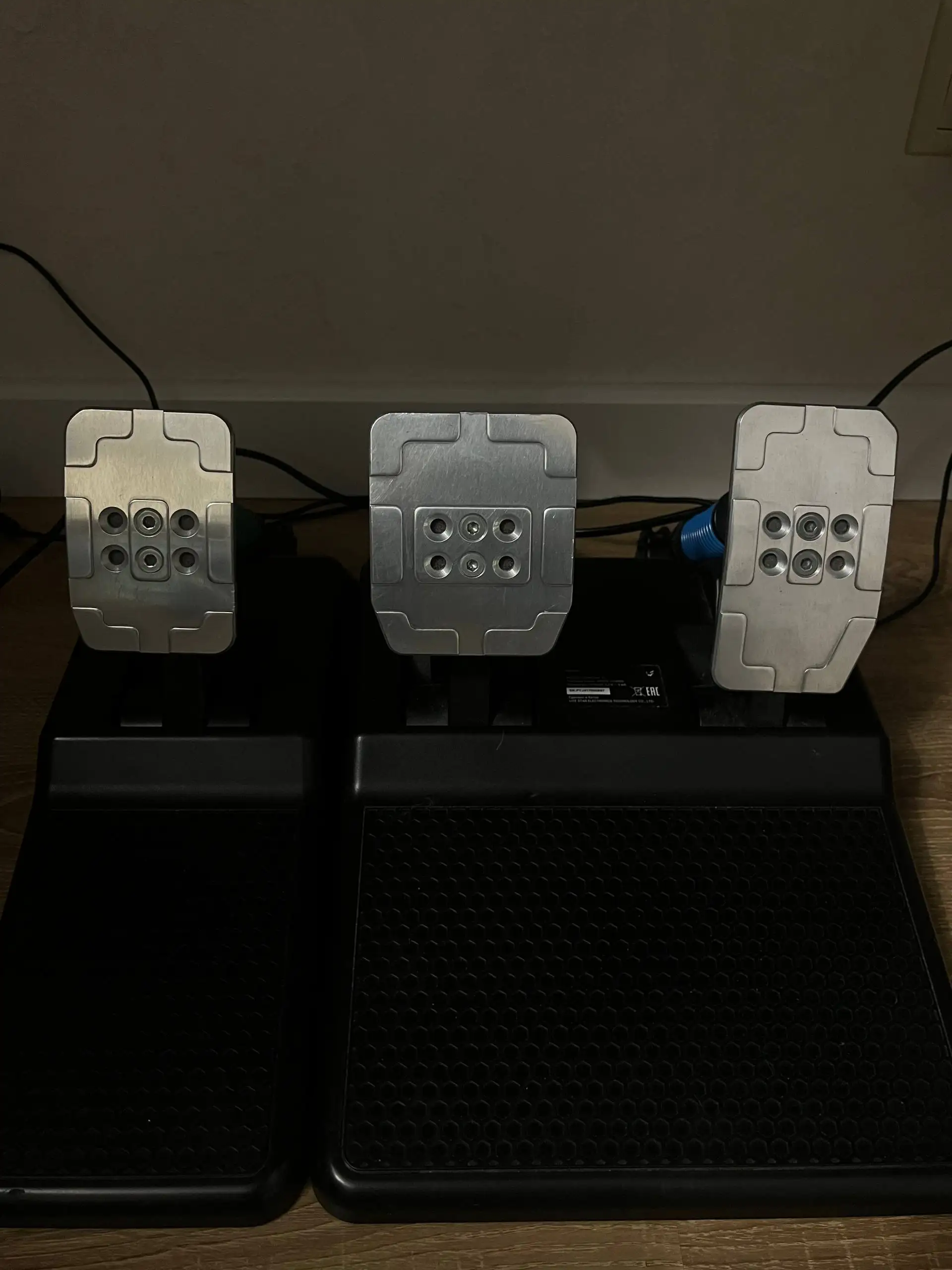 Продам игровой руль Ardor Gaming Silverstone v2 - Электроника в Люберцы
